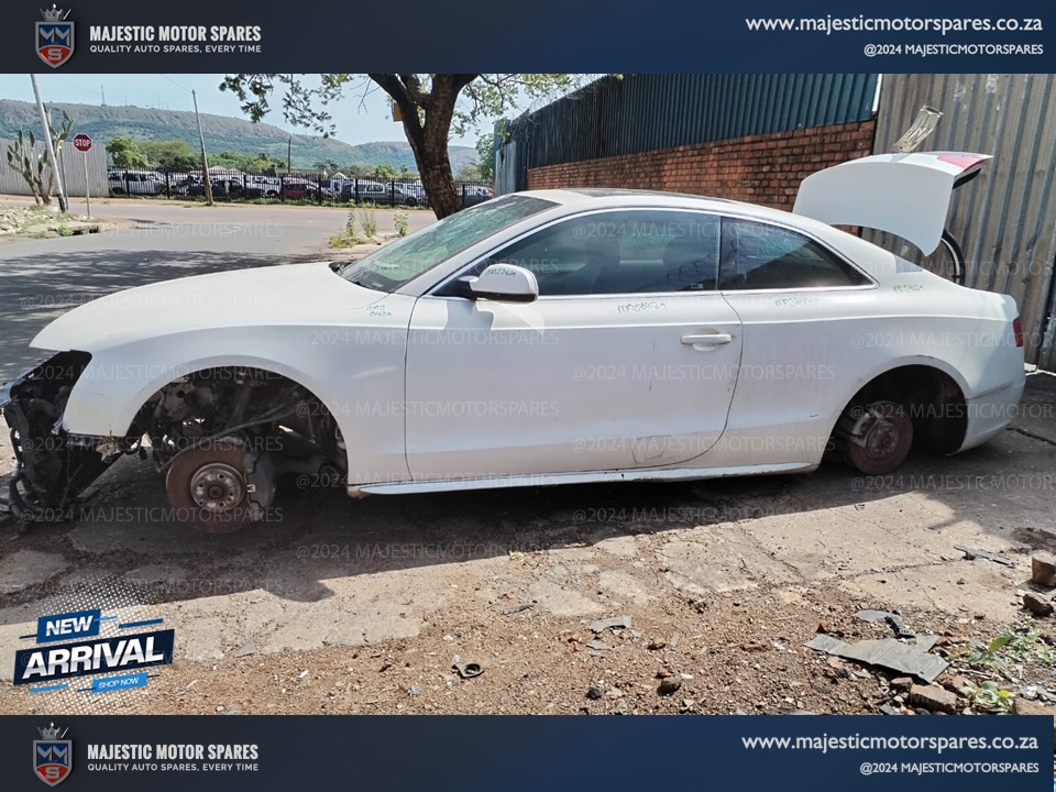 Audi A5 2012 stripping for used spares used parts