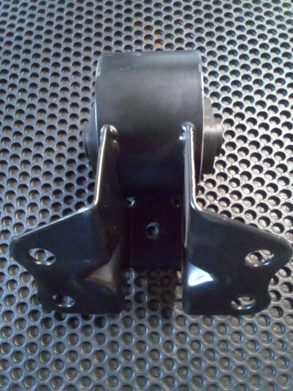 For Sale: Nissan NV350 Gearbox Mounting - Private Seller