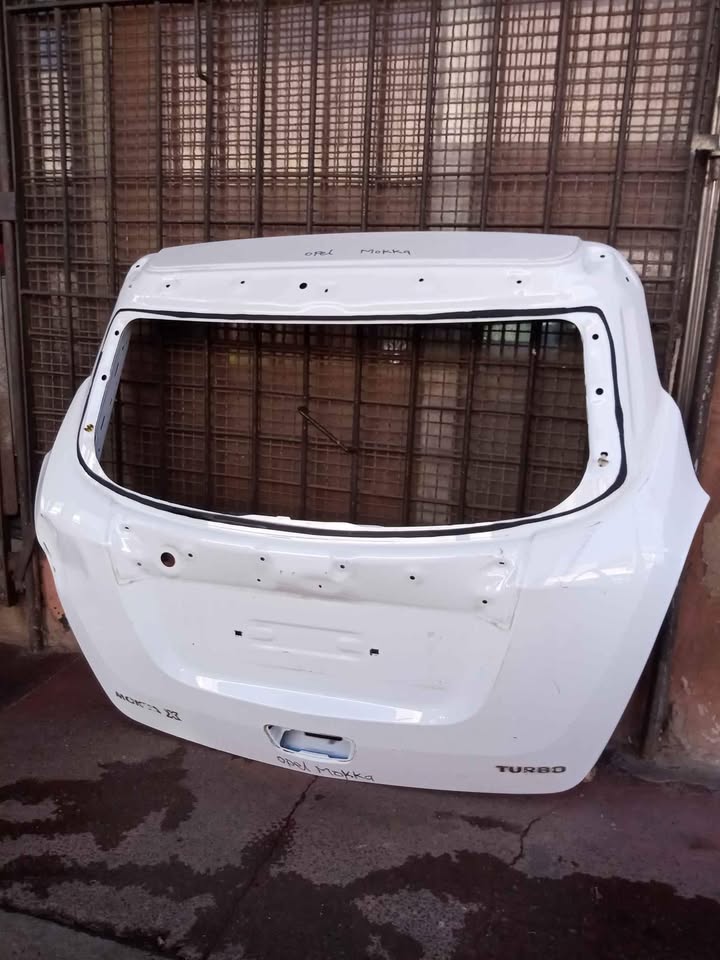 Opel Mokka x tailgate - Private Seller Opel Mokka x tailgate - Private Seller