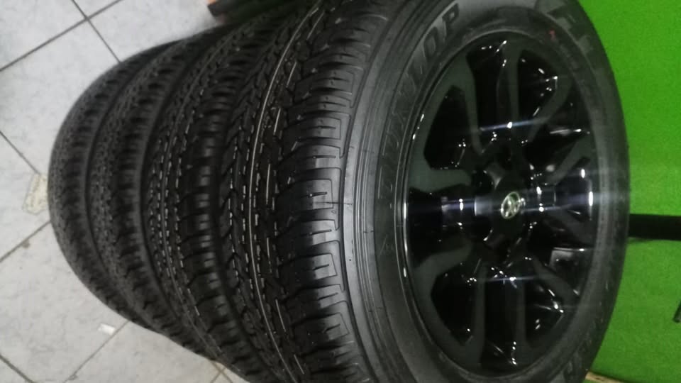 18inch Toyota Legend 50 Rs with brand new 265/60/18 Dunlop Grandtrek A/ - Private Seller 18inch Toyota Legend 50 Rs with brand new 265/60/18 Dunlop Grandtrek A/ - Private Seller