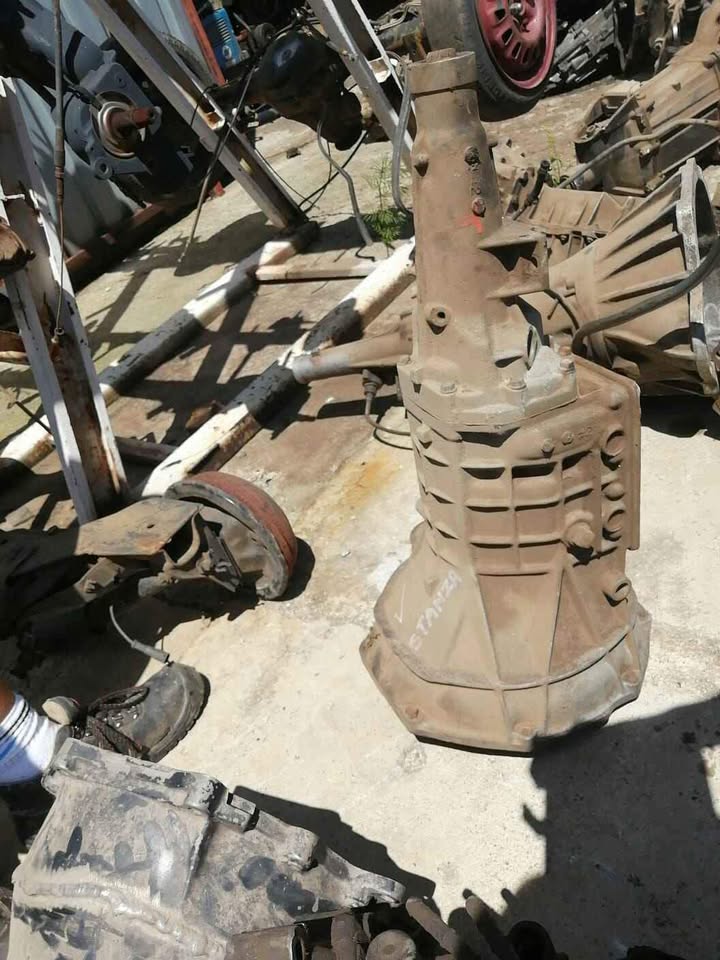 Nissan stanza gearbox for sale - Private Seller Nissan stanza gearbox for sale - Private Seller