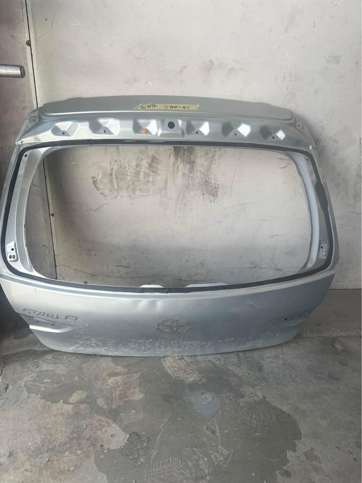Toyota starlet and Suzuki Baleno tailgate/bootlid - Private Seller Toyota starlet and Suzuki Baleno tailgate/bootlid - Private Seller