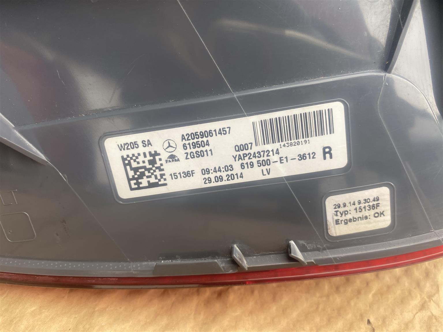 2015 MERCEDES BENZ C-CLASS W205 LED TAIL LIGHT RIGHT SIDE FOR SALE - Private Seller 2015 MERCEDES BENZ C-CLASS W205 LED TAIL LIGHT RIGHT SIDE FOR SALE - Private Seller