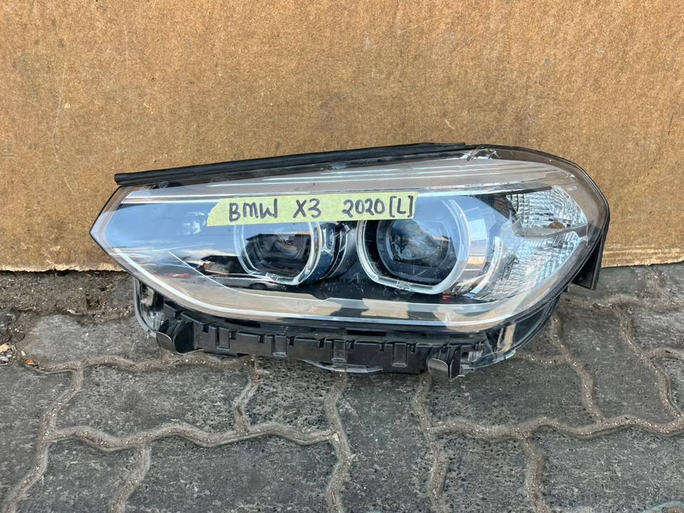 2020 BMW X3 Headlight - Private Seller 2020 BMW X3 Headlight - Private Seller