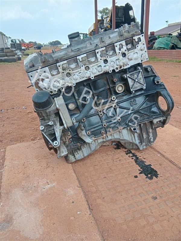Jeep Grand Cherokee WJ Stripped 2.7 Engine - Private Seller Jeep Grand Cherokee WJ Stripped 2.7 Engine - Private Seller