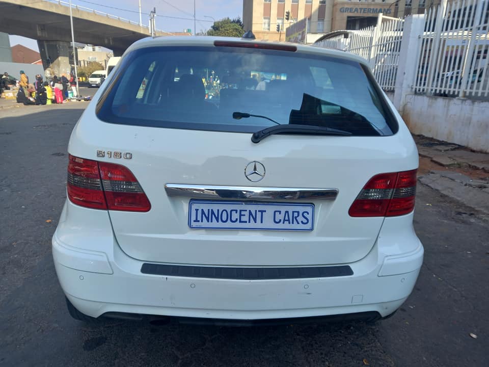2012 MERCEDES BENZ B180 PETROL ENGINE, AUTOMATIC, WHITE COLOR, MILEAGE