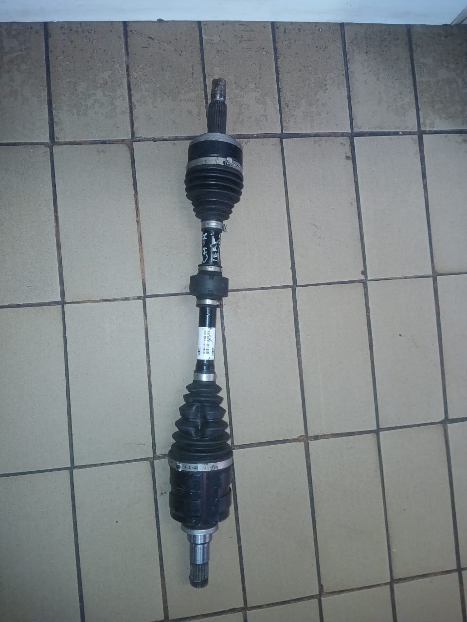 2017 TOYOTA CH-R DRIVESHAFT AVAILABLE FOR SALE - Private Seller