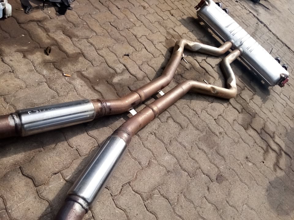 BMW E70 / E71 X6 / X5 M SPORT EXHAUST - Private Seller BMW E70 / E71 X6 / X5 M SPORT EXHAUST - Private Seller