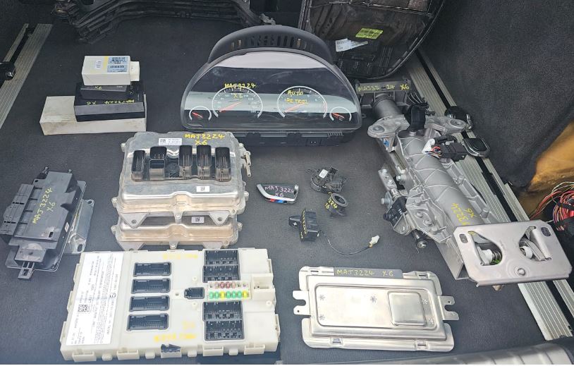 2015 Bmw X6 F86 Motor Sport Lockset for Sale - Private Seller 2015 Bmw X6 F86 Motor Sport Lockset for Sale - Private Seller