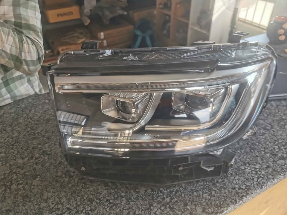 Gwm P series left headlight - Private Seller Gwm P series left headlight - Private Seller
