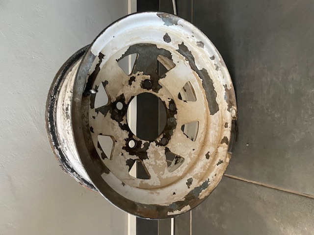 Land rover steel rims - Private Seller Land rover steel rims - Private Seller