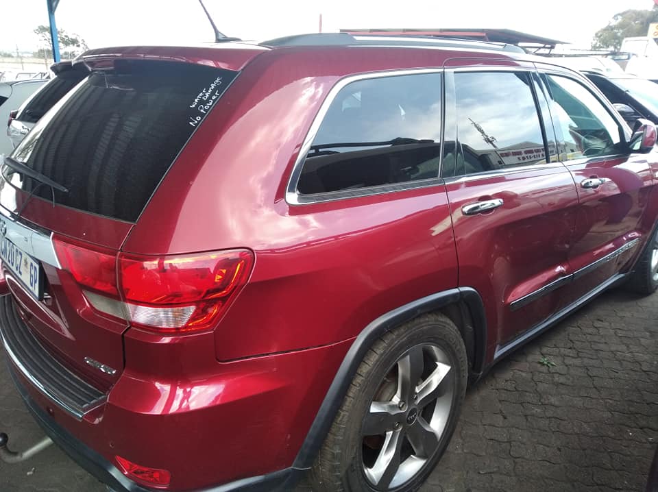 Jeep limited crd 4x4 water damaged - Private Seller Jeep limited crd 4x4 water damaged - Private Seller