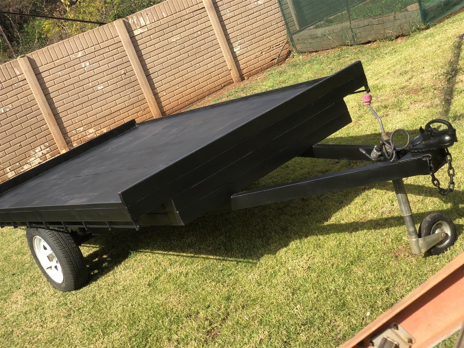 Flat bed trailer torsion - Private Seller Flat bed trailer torsion - Private Seller