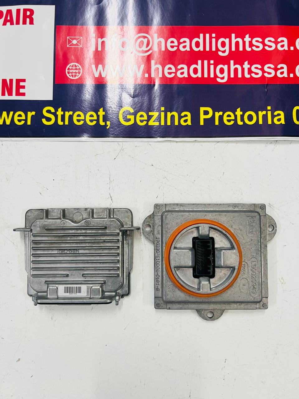 Land Rover Discovery 4 facelift left & right side xenon headlight ballast (2011) - Private Seller