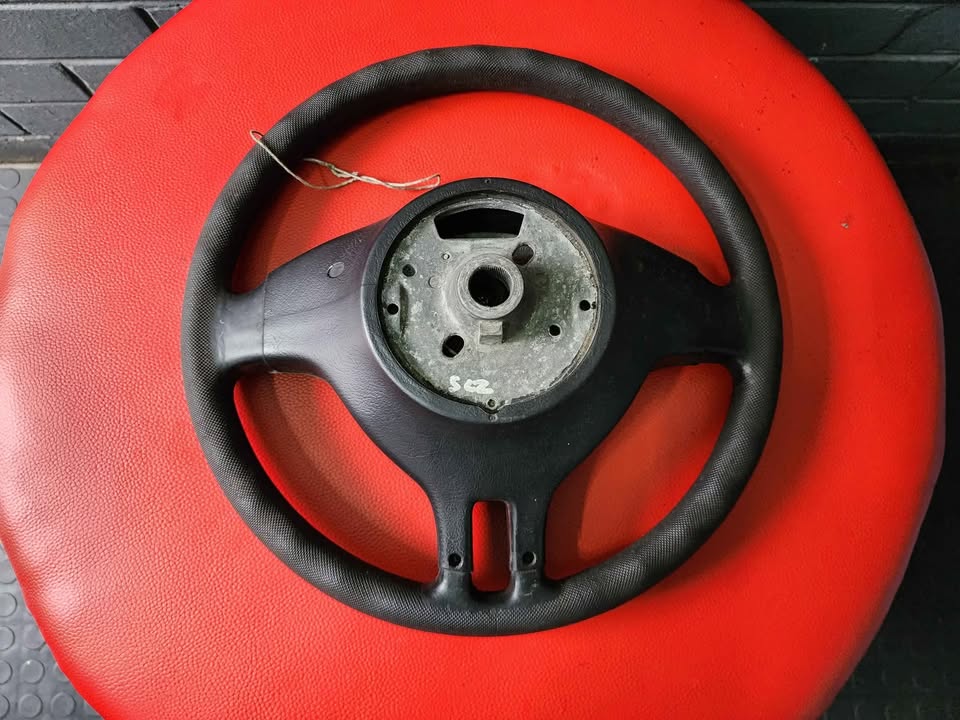 BMW E46 STEERING WHEEL