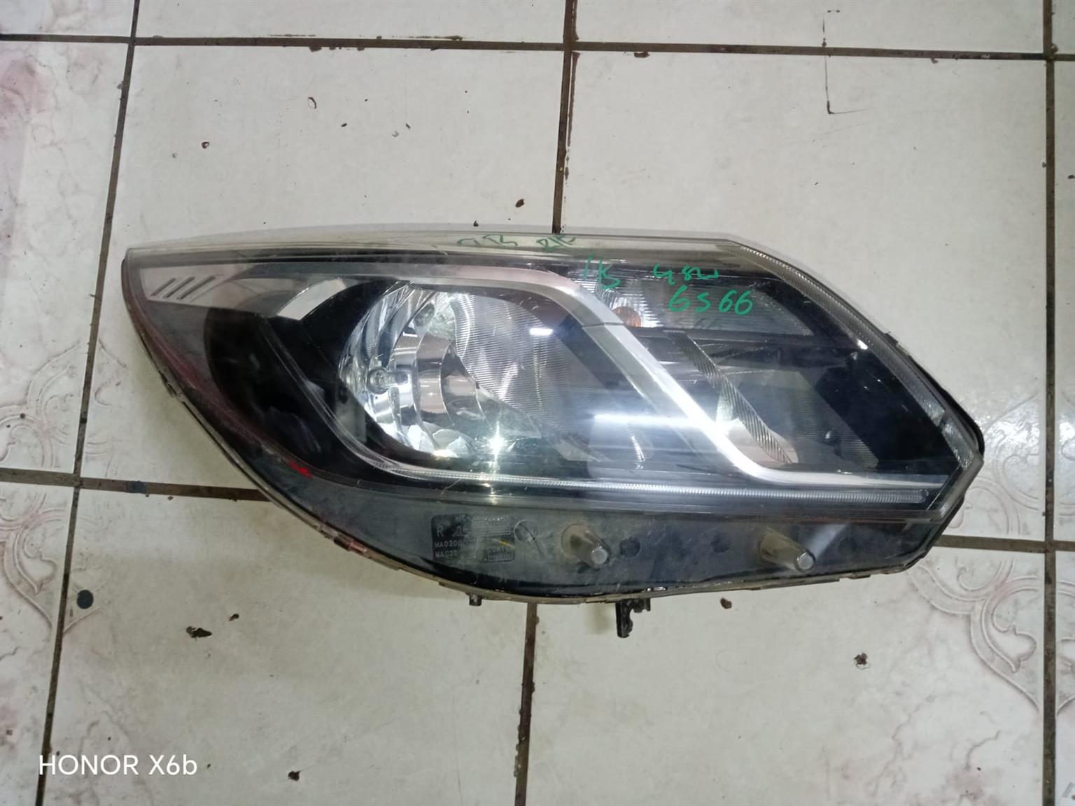 CHEV TRAILBLAZER 2016 USED/REPLACEMENT HEADLIGHTS FOR SALE - Private Seller