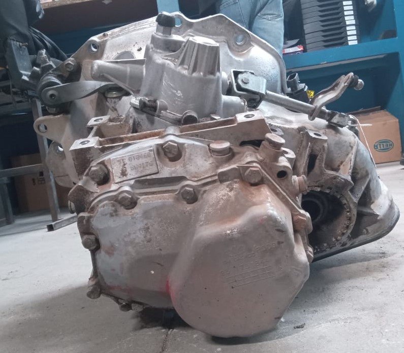 Chev Aveo manual gearbox - Private Seller Chev Aveo manual gearbox - Private Seller