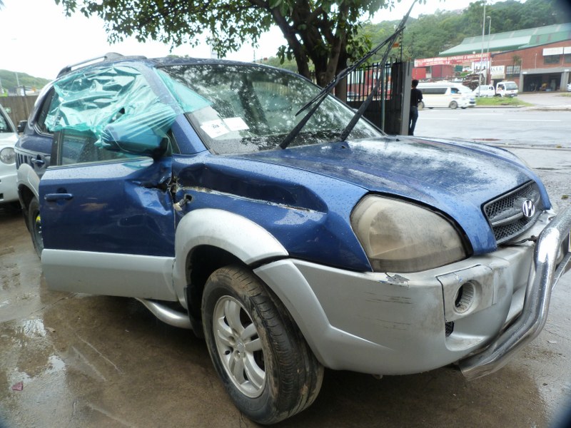 Hyundai Tucson 2.0 GLS Manual - 2006 STRIPPING FOR SPARES - Private Seller Hyundai Tucson 2.0 GLS Manual - 2006 STRIPPING FOR SPARES - Private Seller