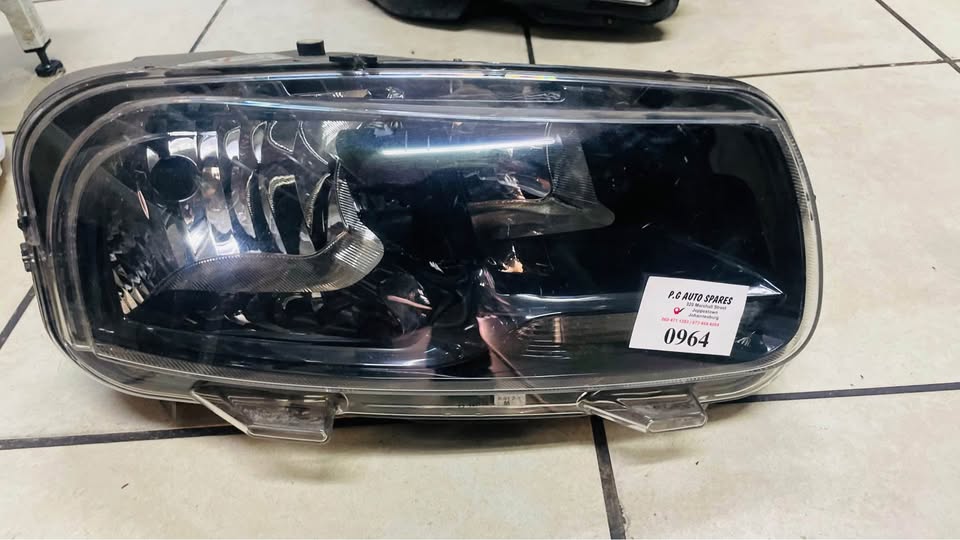 Citroen C4 Cactus headlight 2014/18 - Private Seller
