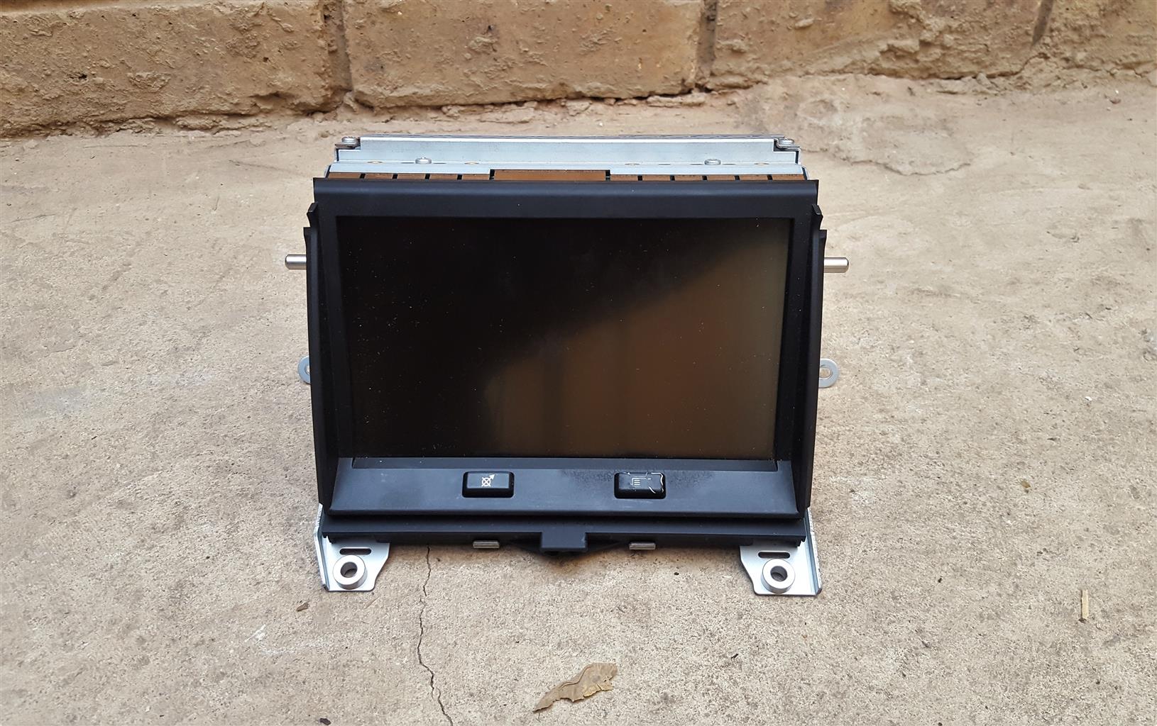 Land Rover Discovery 4 SAT-NAV Screen for sale | AUTO EZI