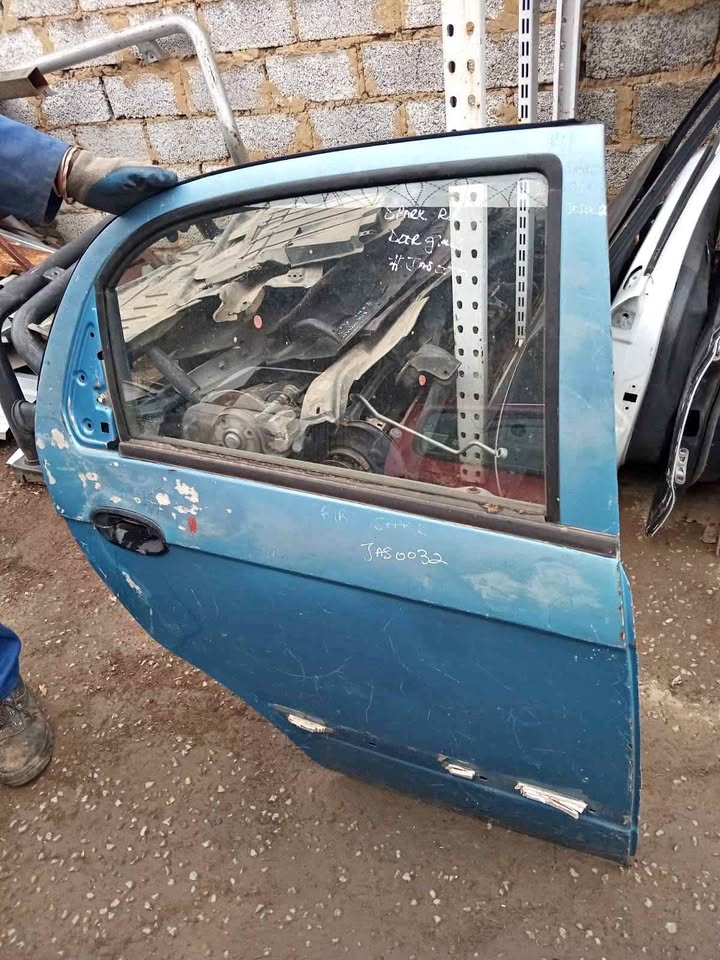 Chev Spark right rear door