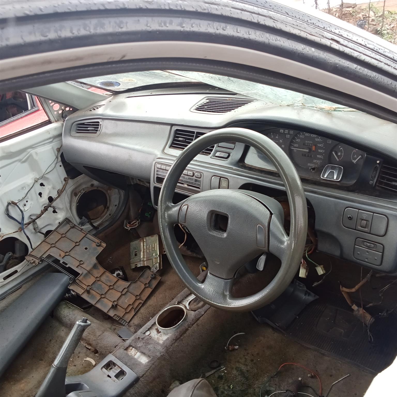 honda ballade (1.6) stripping for spares - Private Seller