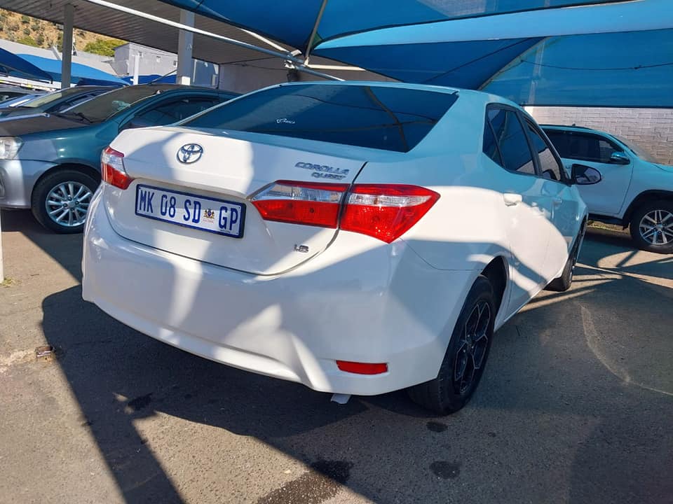 2021 TOYOTA COROLLA QUEST 1.8 75 000KM WHITE COLOR AUTOMATIC PETROL