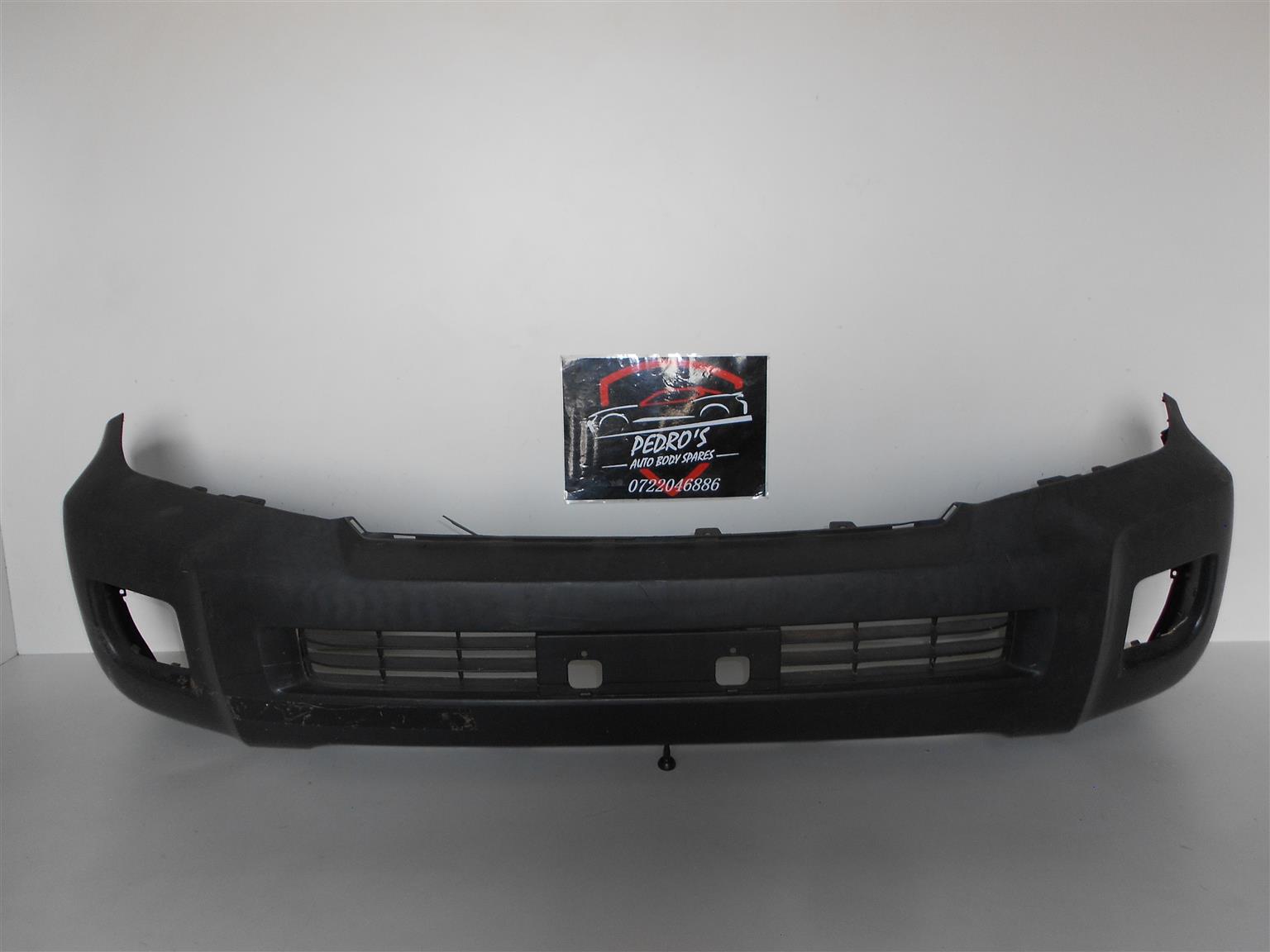 Toyota NV350 13-18 front bumper - Private Seller Toyota NV350 13-18 front bumper - Private Seller