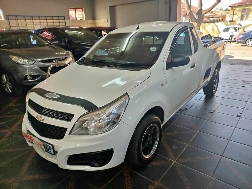 2017 Chevrolet Utility 1.4Manual white color