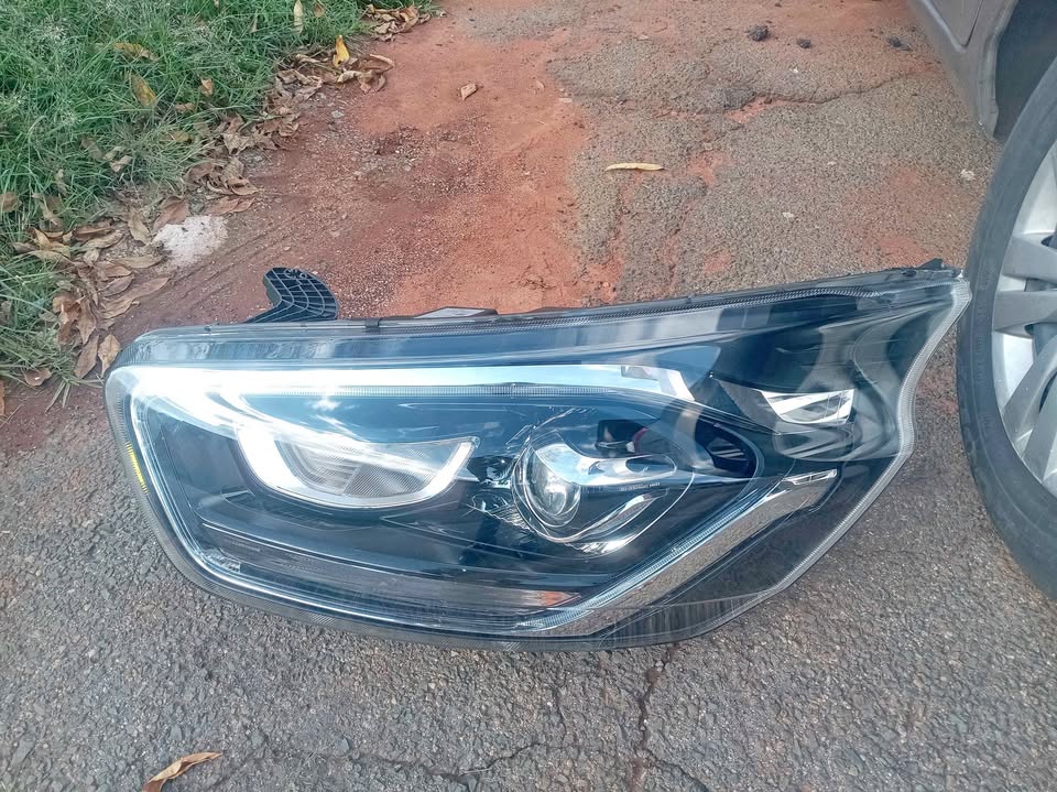 Ford Transit headlight - Private Seller Ford Transit headlight - Private Seller