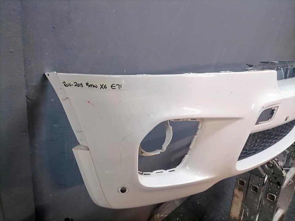 BMW X6 M71 white bumper DM or contact number in the description for assistance. - Private Seller BMW X6 M71 white bumper DM or contact number in the description for assistance. - Private Seller