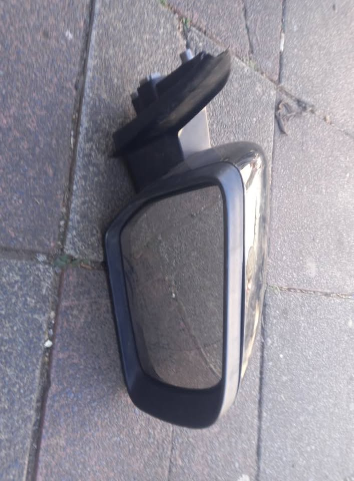 2012 - 2023 FORD RANGER RIGHT SIDE MIRROR - Private Seller 2012 - 2023 FORD RANGER RIGHT SIDE MIRROR - Private Seller