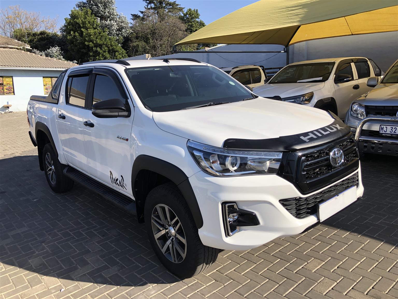 Used 2019 Toyota Hilux 2.4GD-6 double cab 4x4 Raider manual - Private Seller Used 2019 Toyota Hilux 2.4GD-6 double cab 4x4 Raider manual - Private Seller