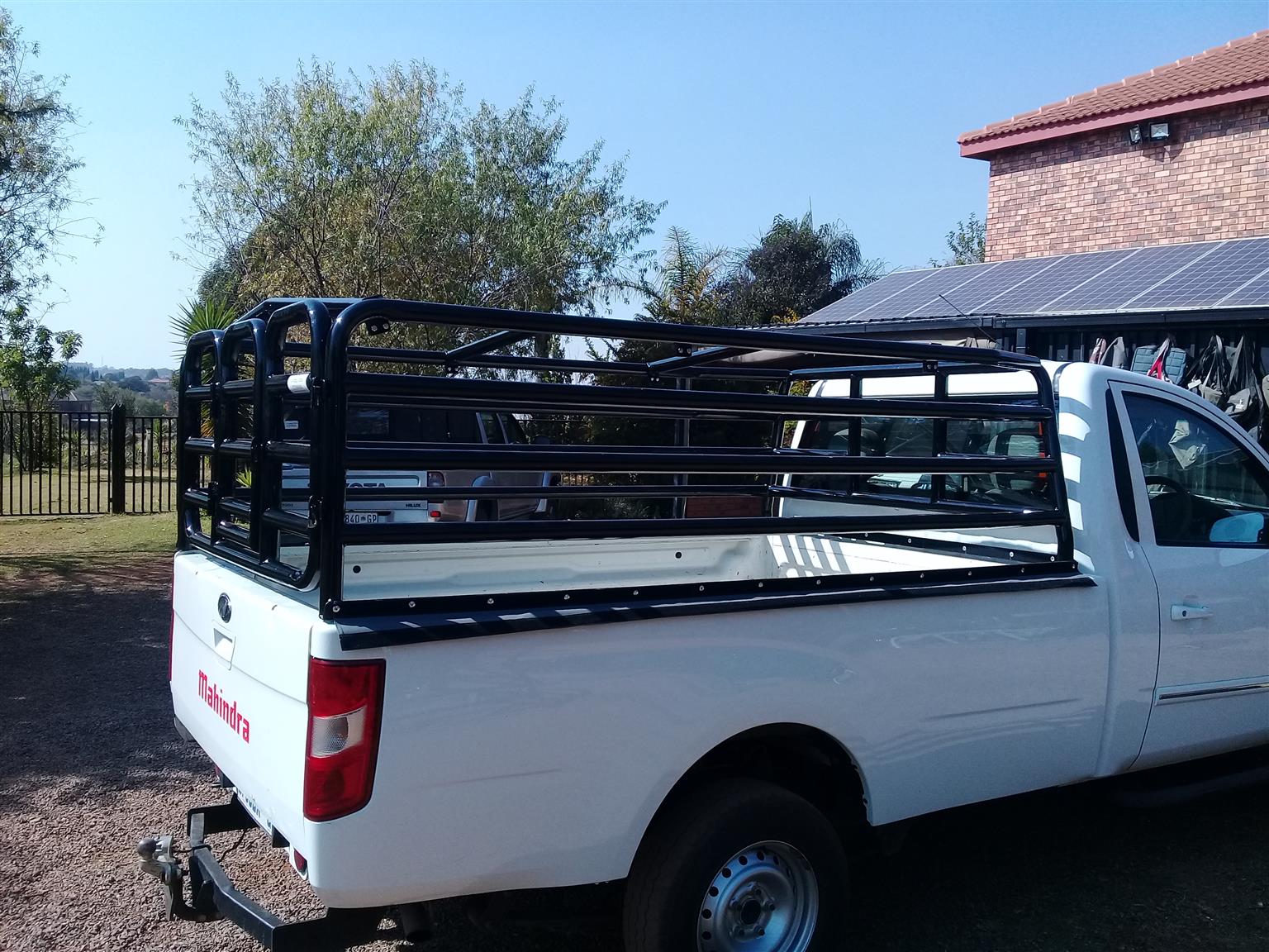 Mahindra Bolero cattle rails - Private Seller Mahindra Bolero cattle rails - Private Seller