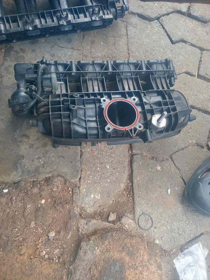 Vw Jetta Audi A3 intake manifold - Private Seller Vw Jetta Audi A3 intake manifold - Private Seller
