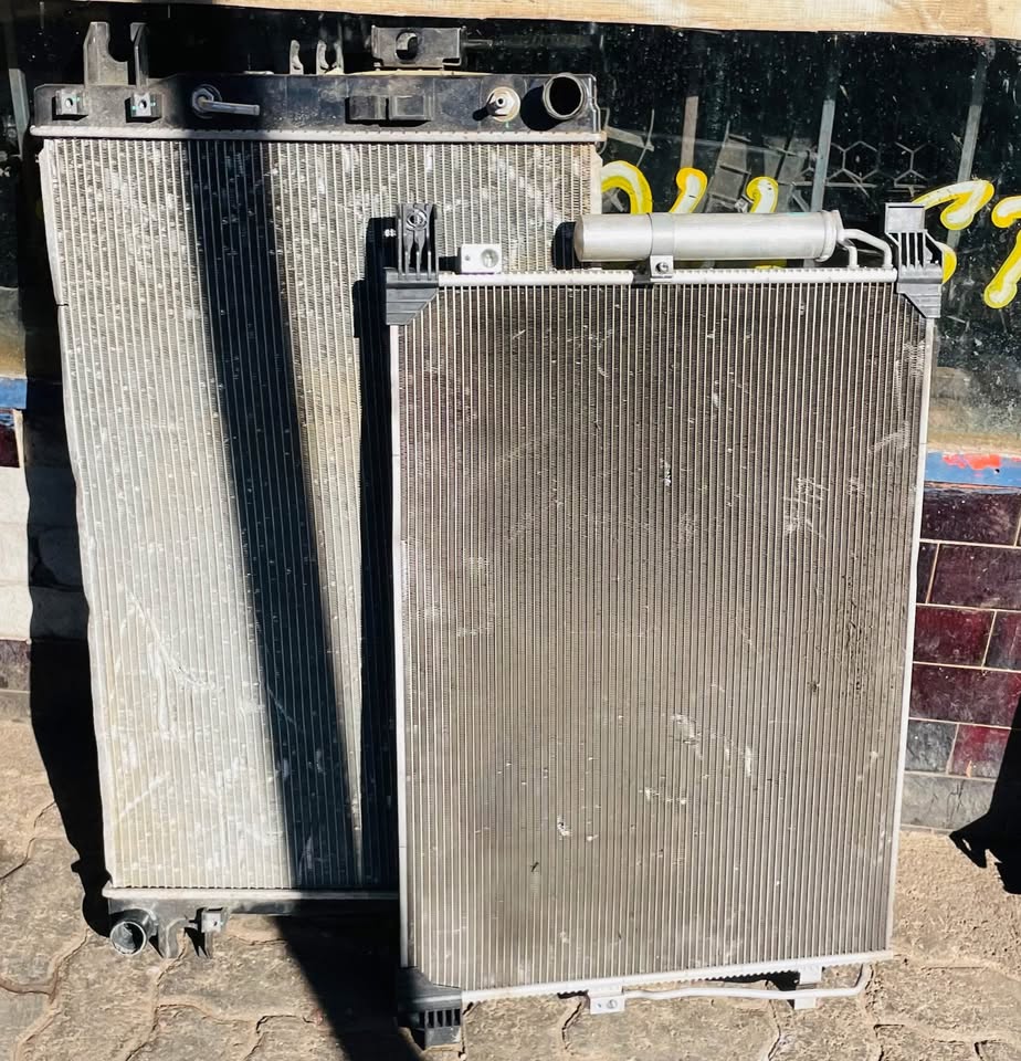 Nissan Navara radiator and condenser - Private Seller Nissan Navara radiator and condenser - Private Seller