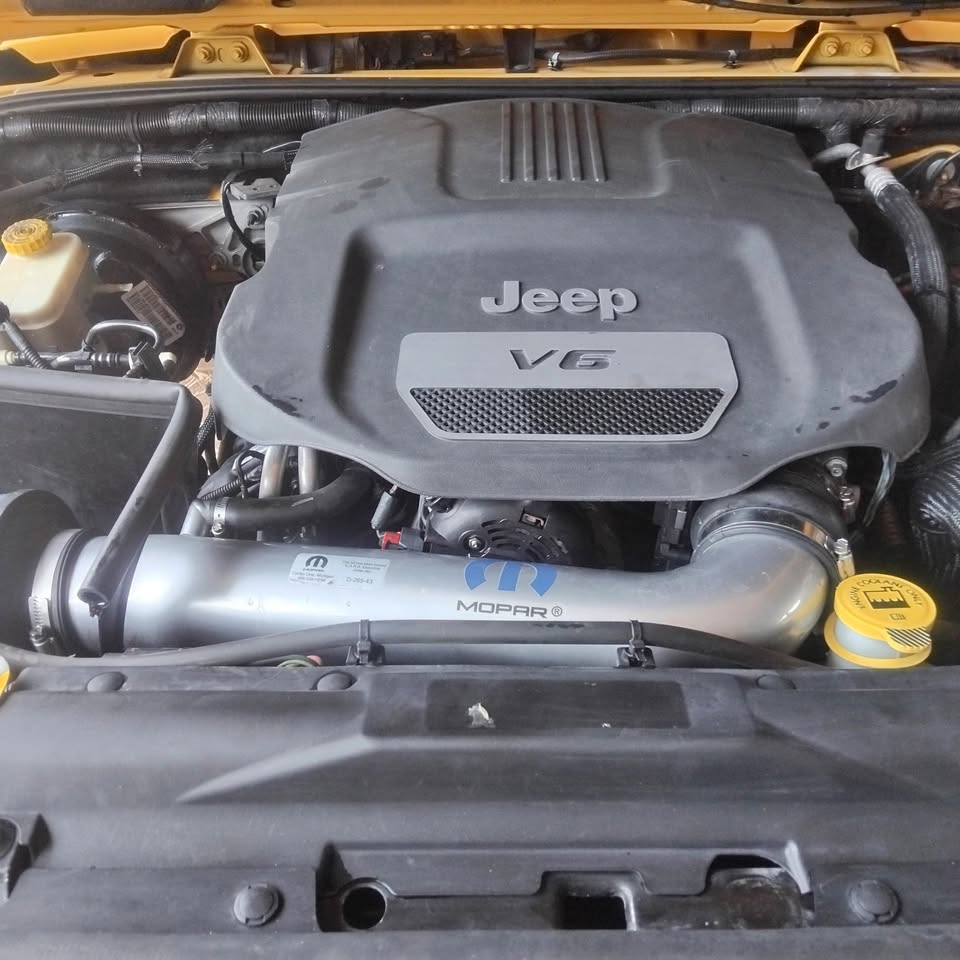 Jeep Used Spares Wrangler Sahara V6 Engine For Sale - Private Seller Jeep Used Spares Wrangler Sahara V6 Engine For Sale - Private Seller