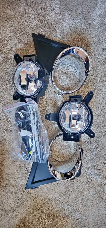 Chevrolet Spark Fog lights set - Private Seller Chevrolet Spark Fog lights set - Private Seller