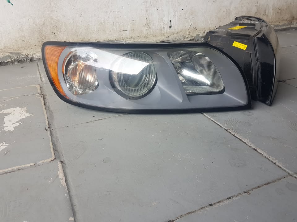 Volvo v50 Headlamps!! - Private Seller