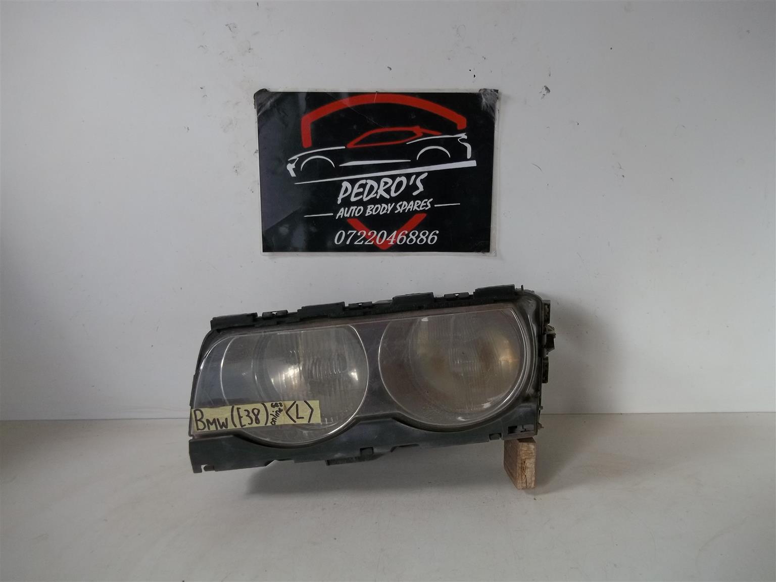 BMW E38 '95-'01 left headlight - Private Seller BMW E38 '95-'01 left headlight - Private Seller