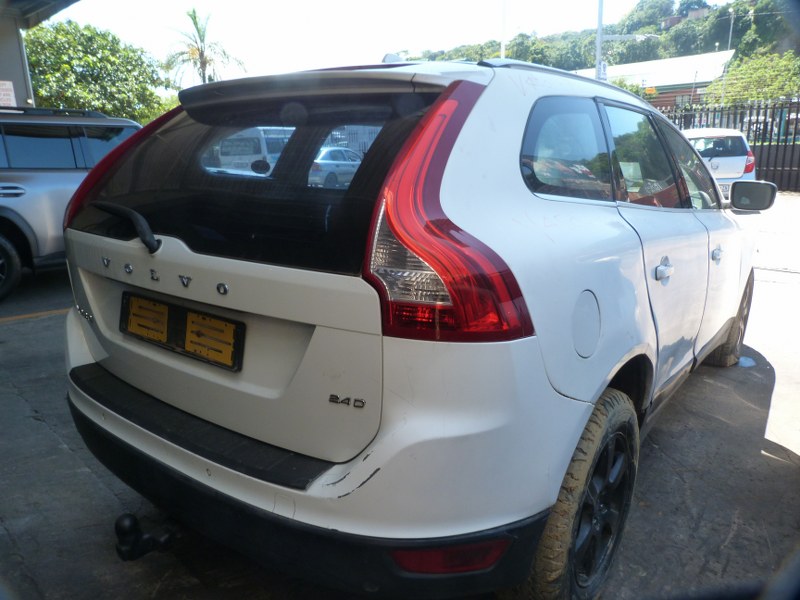 Volvo XC60 2.4 AT D5244T - 2010 SPARESBOYZ STRIPPING FOR SPARES - Private Seller Volvo XC60 2.4 AT D5244T - 2010 SPARESBOYZ STRIPPING FOR SPARES - Private Seller