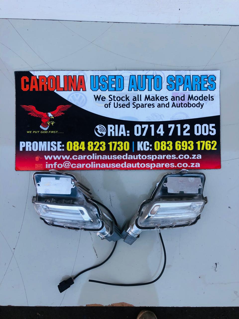 Volvo XC60 right side daylight running light and foglight (2014-2017) - Private Seller Volvo XC60 right side daylight running light and foglight (2014-2017) - Private Seller
