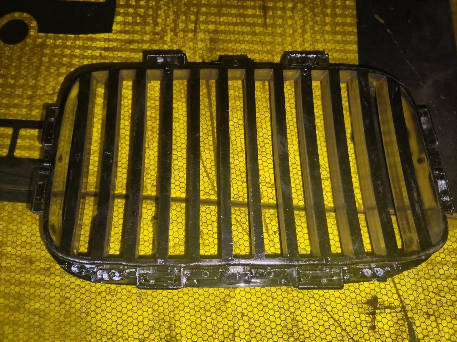 BMW E36 Kidney Grills for Sale – Brand New - Private Seller