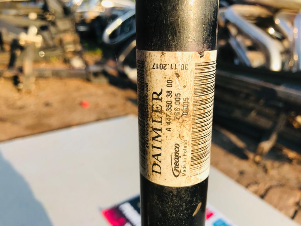 Mercedes Benz W447 Vito left front driveshaft - Private Seller