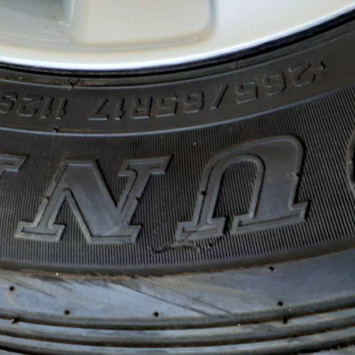GD6 Toyota rims and tyres