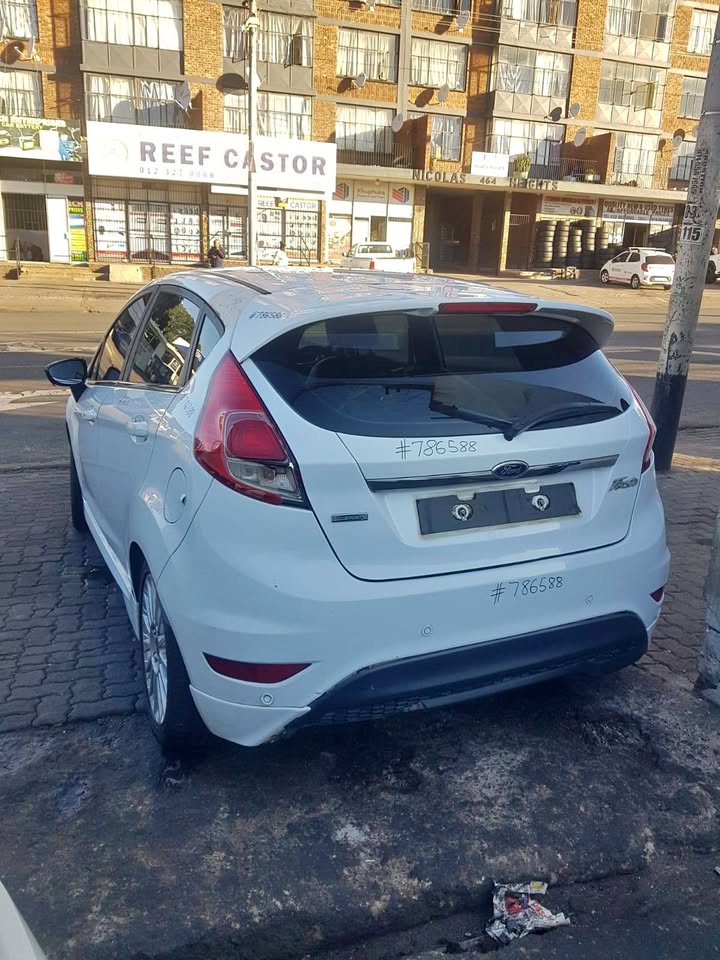 Ford Fiesta 1.0 Titanium 2016 Spares - Private Seller Ford Fiesta 1.0 Titanium 2016 Spares - Private Seller