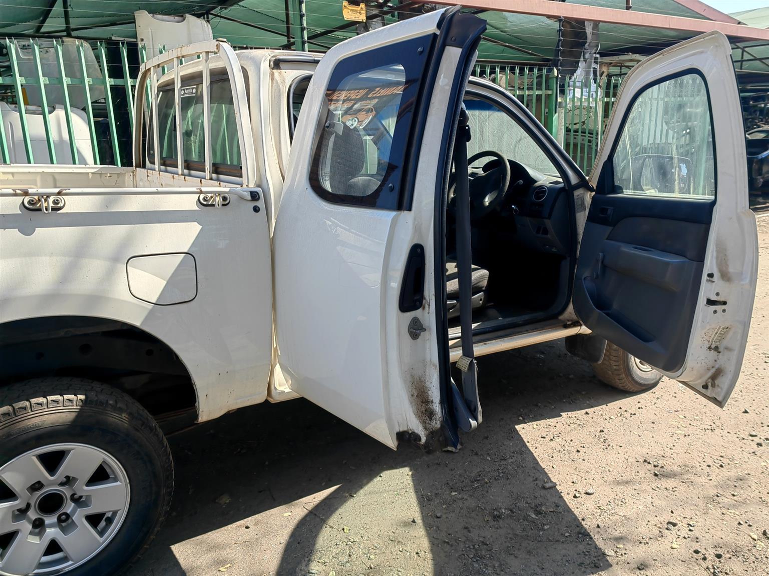 2008 FORD RANGER C/CAB SPARES - White in colour - Private Seller 2008 FORD RANGER C/CAB SPARES - White in colour - Private Seller