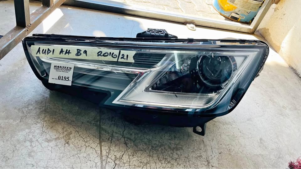 Audi A4 B9 headlight 2016/21 - Private Seller Audi A4 B9 headlight 2016/21 - Private Seller