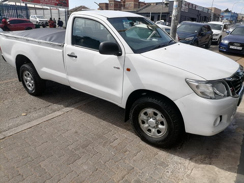 2011 Toyota Hilux 2.5D D4D single Cab High Rider Bakkie