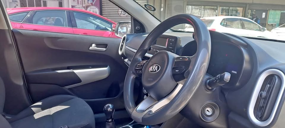 2018 KIA PICANTO 1.0 MANUAL.. WHITE COLOR.. USED 2018 KIA PICANTO 1.0 MANUAL.. WHITE COLOR.. USED